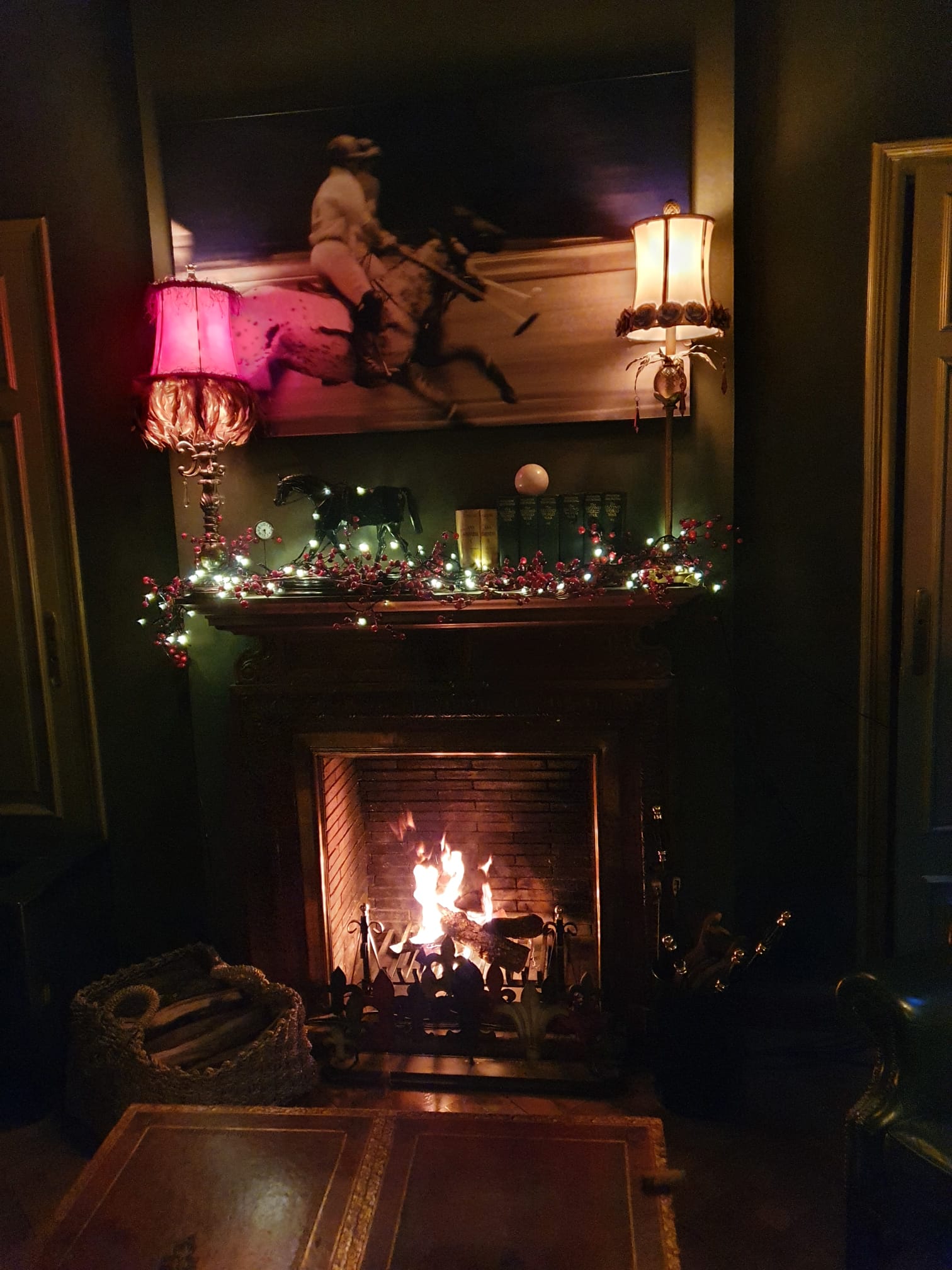 Club Orleans, Jag STO y American Cars, modern classic cars interior