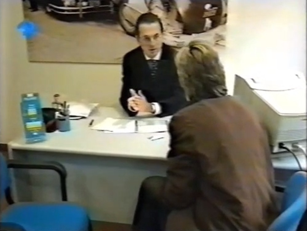 Juanjo Duelo introdujo un área de servicios complementarios en los recién fundados talleres Orleans, que incluían gestoria, seguros, importación, etc.